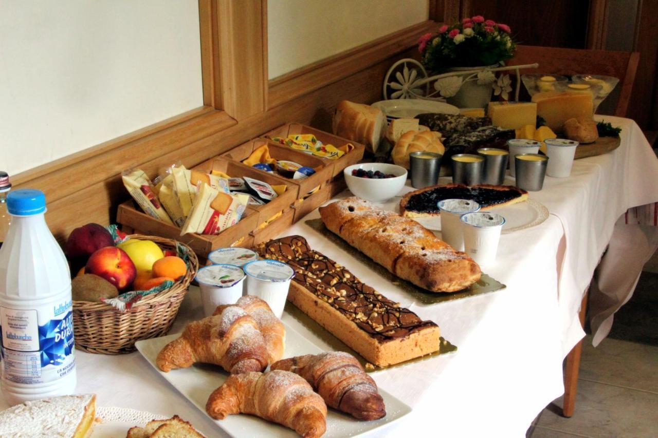 Hotel Ristorante Sagittario Фельтре Екстер'єр фото