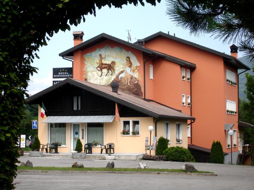 Hotel Ristorante Sagittario Фельтре Екстер'єр фото